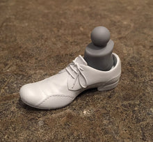 Load image into Gallery viewer, J Clown Shoes - 1/6 scale