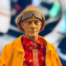 Load image into Gallery viewer, BTTF 2 Roads Doc with Glasses 1/6 - Sculpted Hair
