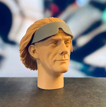 Load image into Gallery viewer, BTTF 2 Roads Doc with Glasses 1/6 - Sculpted Hair
